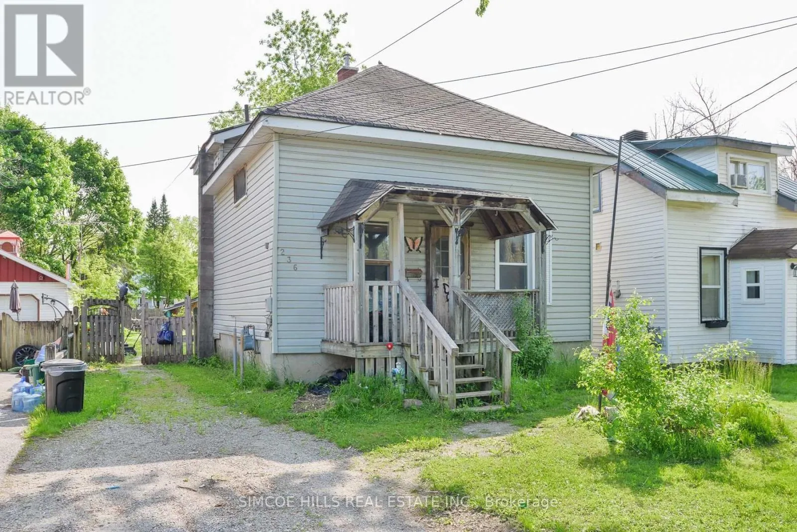 236 FRONT STREET S