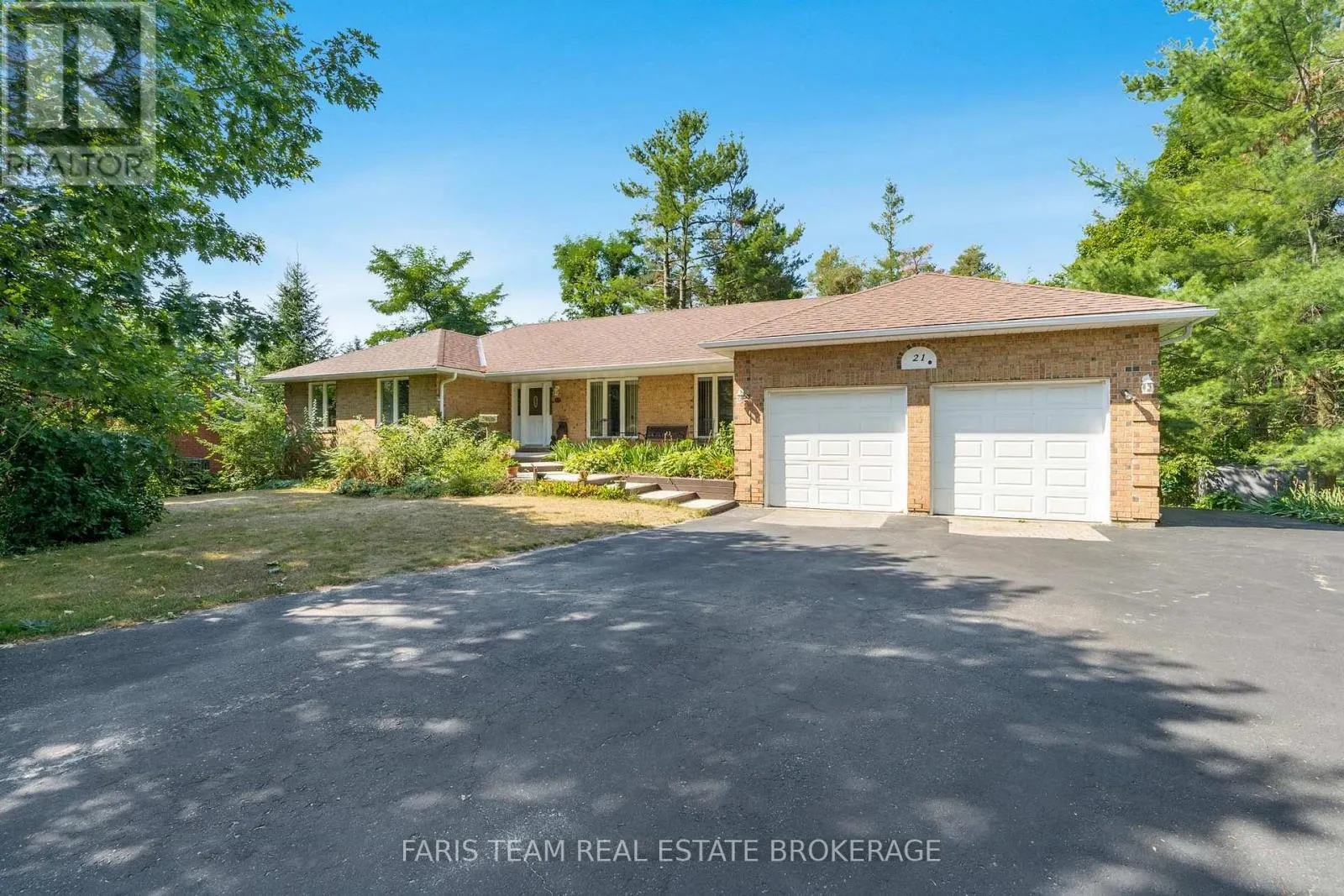 21 FOREST HILL DRIVE
