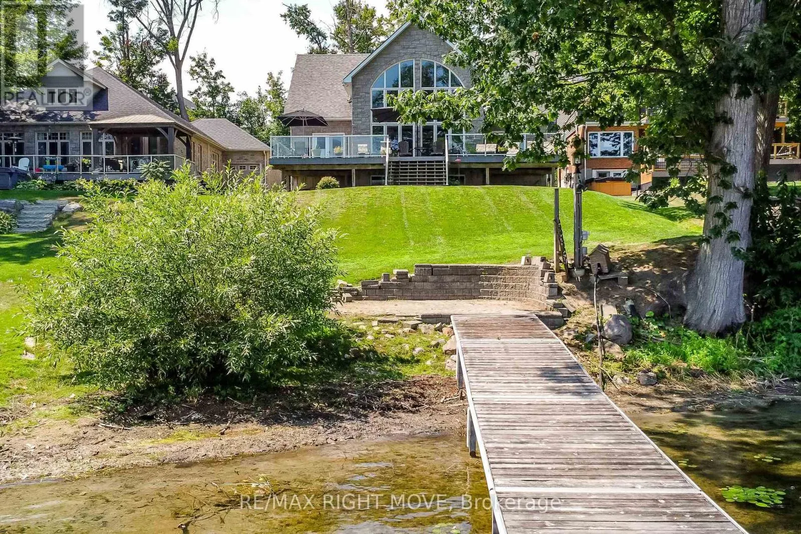 1756 BAY PARK ROAD