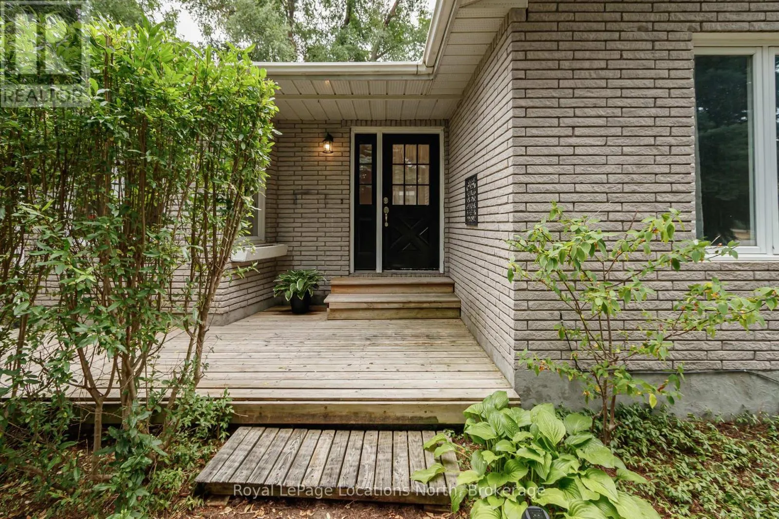 399 SPRUCE STREET