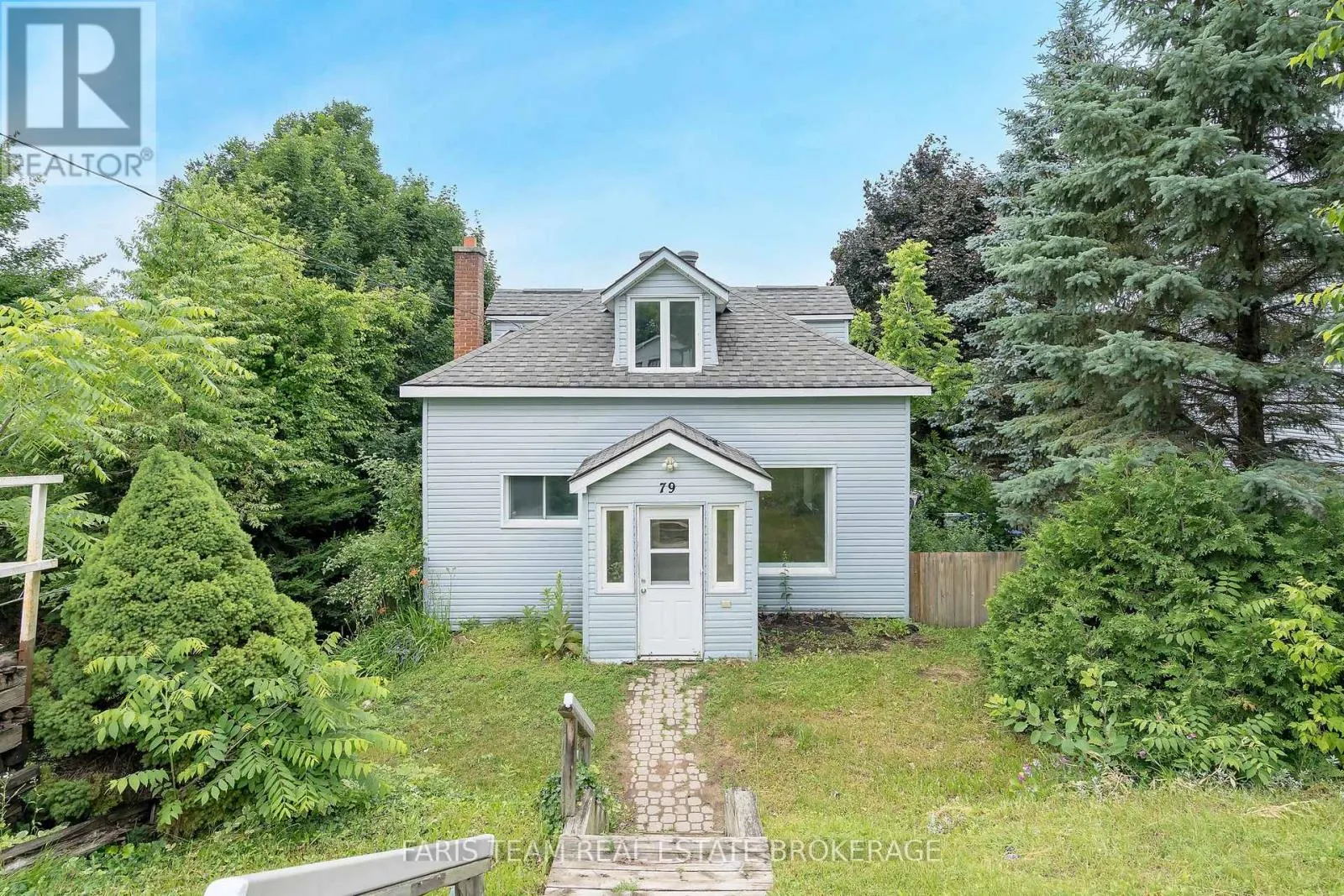 79 POYNTZ STREET