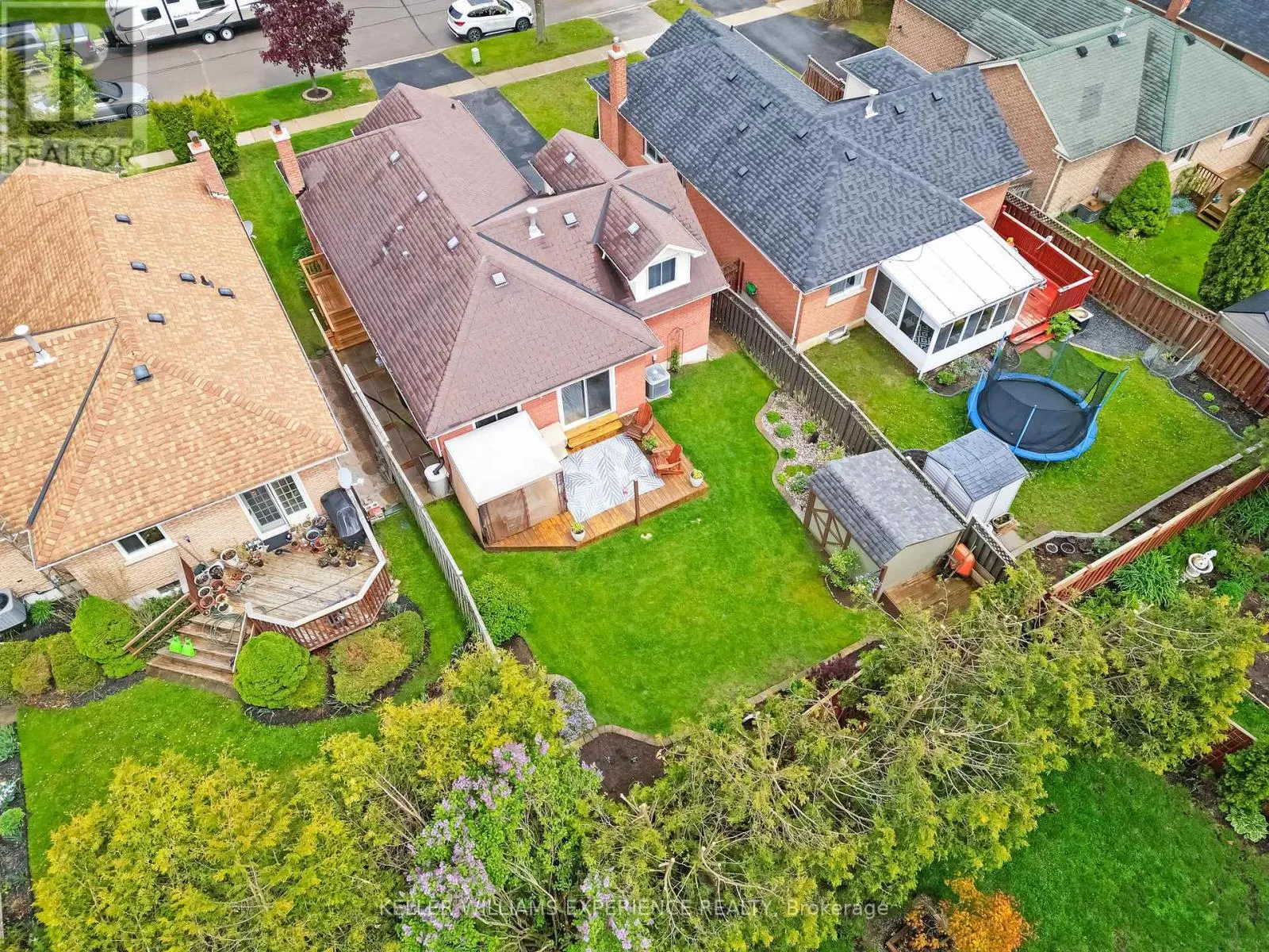 16 BALLISTON ROAD