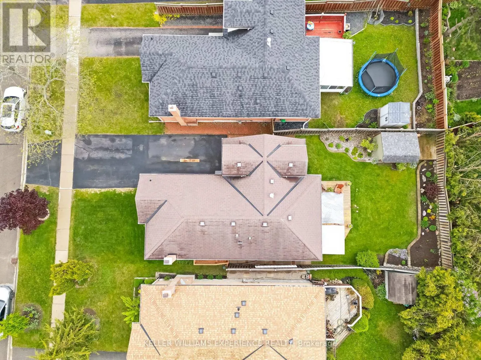 16 BALLISTON ROAD