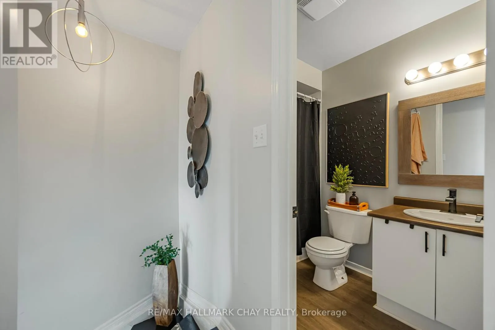 20 BASSWOOD DRIVE