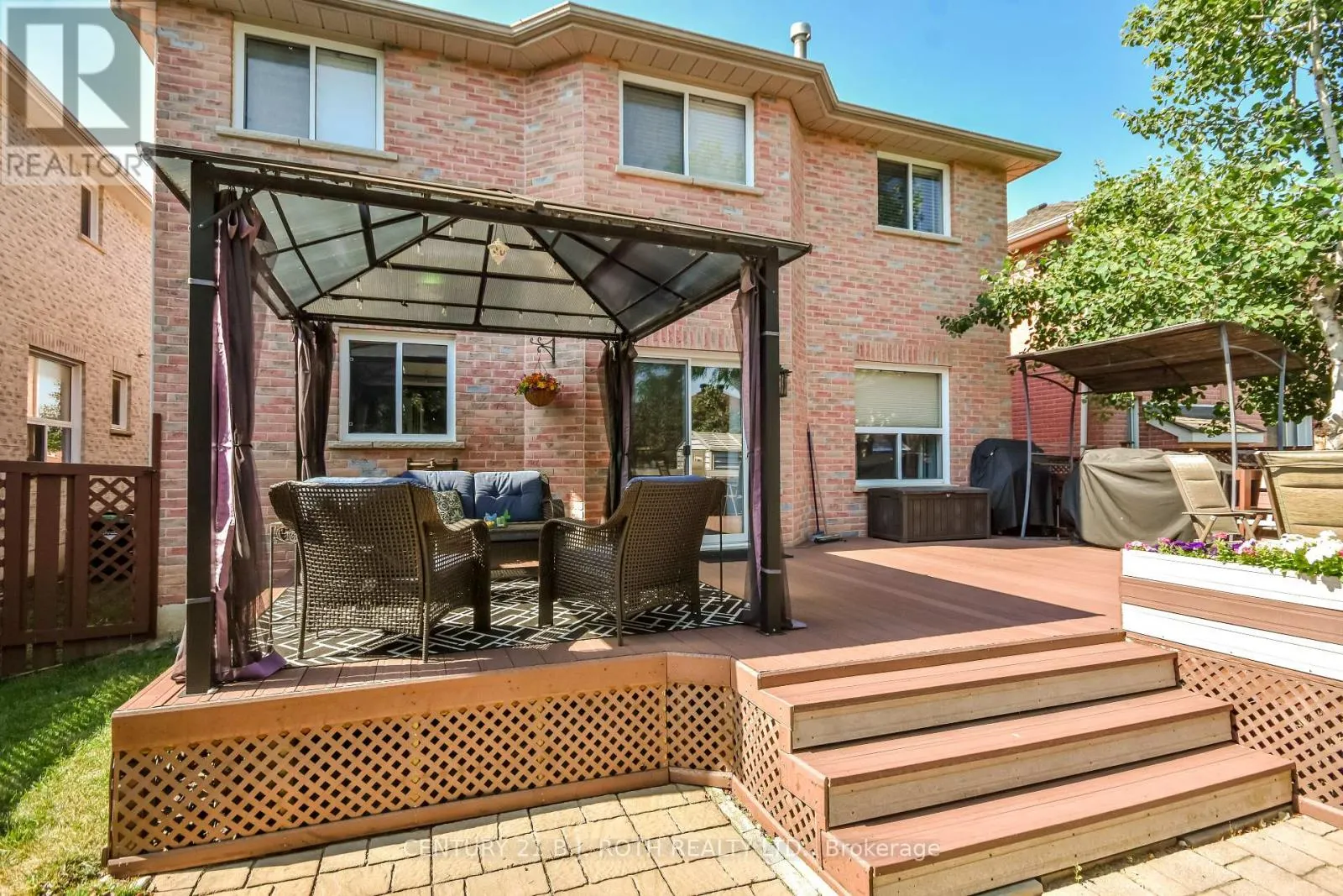 28 SHAINA COURT
