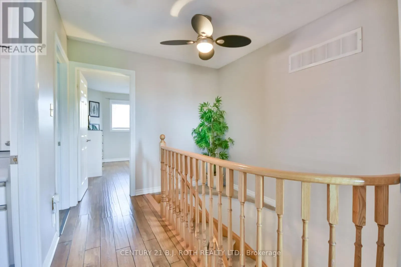 28 SHAINA COURT