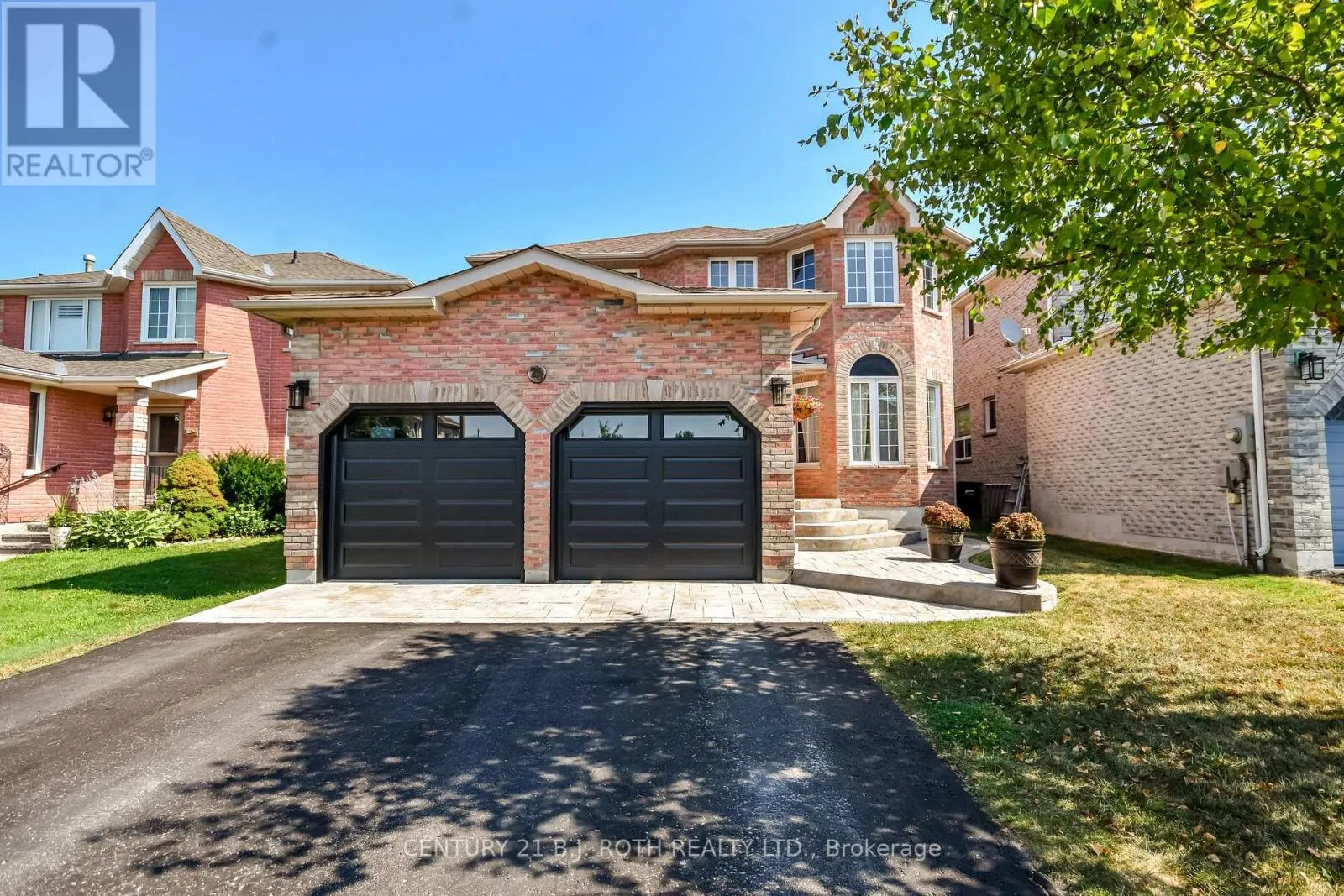 28 SHAINA COURT
