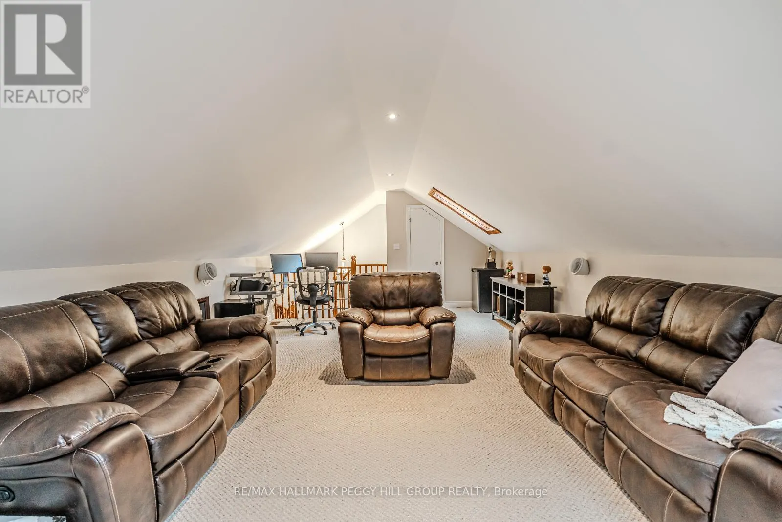 5 MUNRO COURT