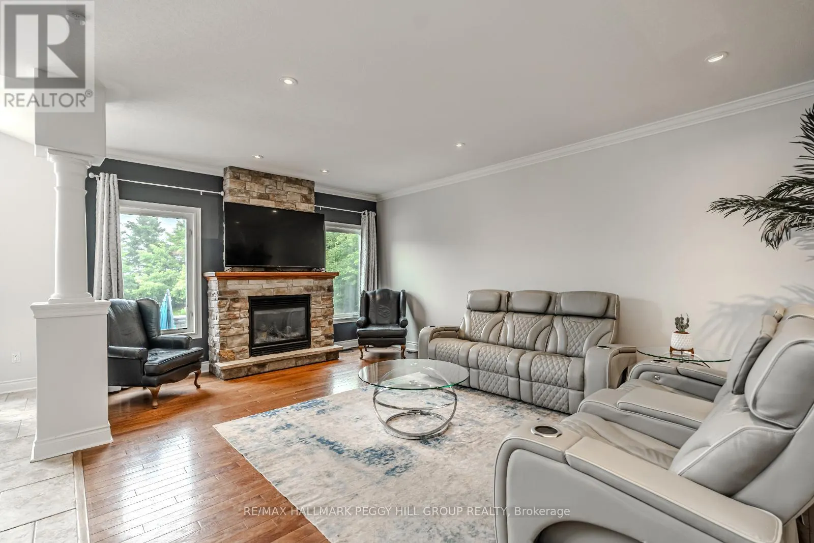 5 MUNRO COURT