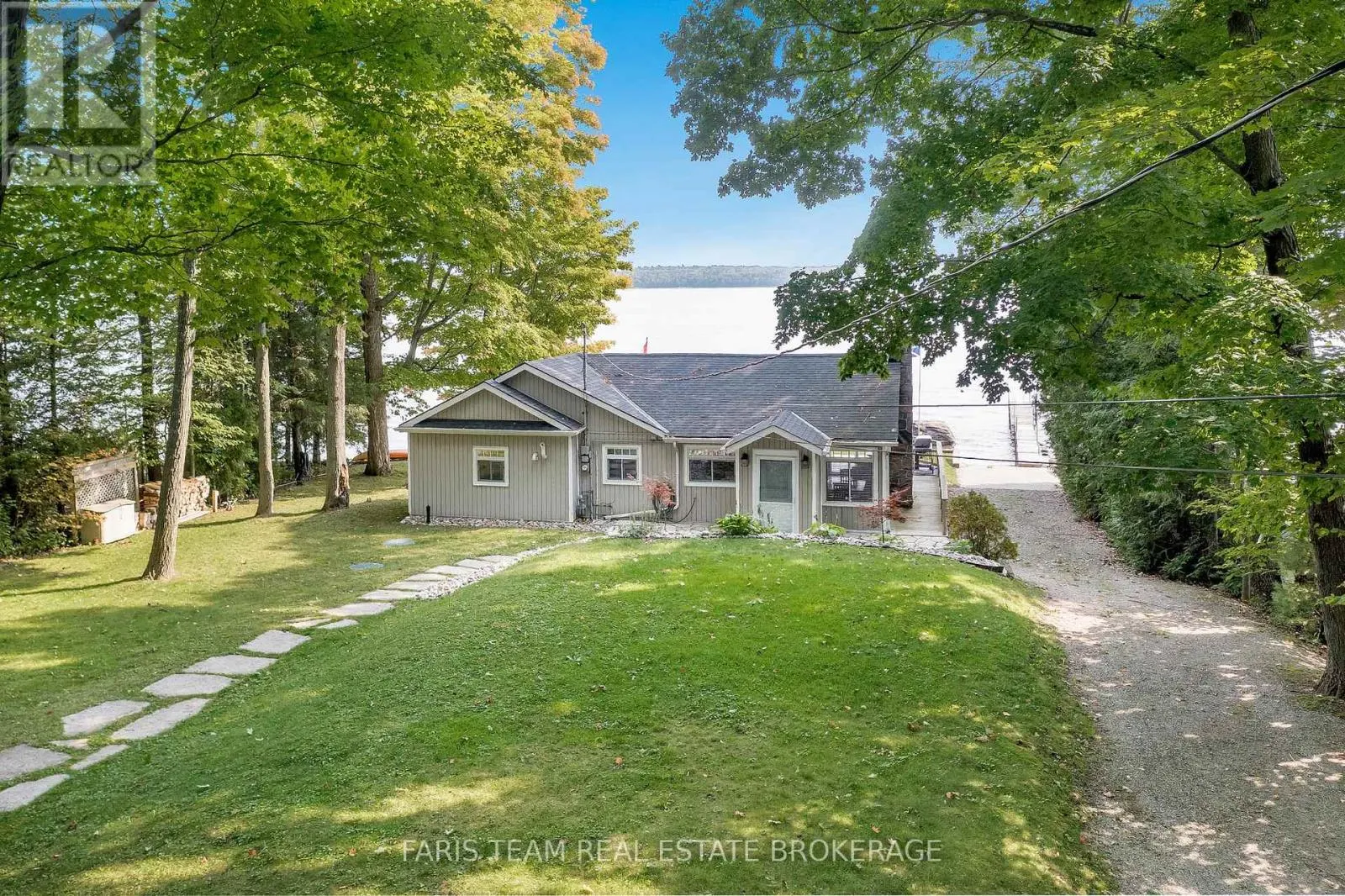 1449 CHAMPLAIN ROAD