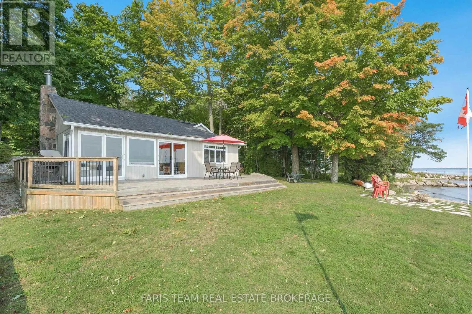 1449 CHAMPLAIN ROAD