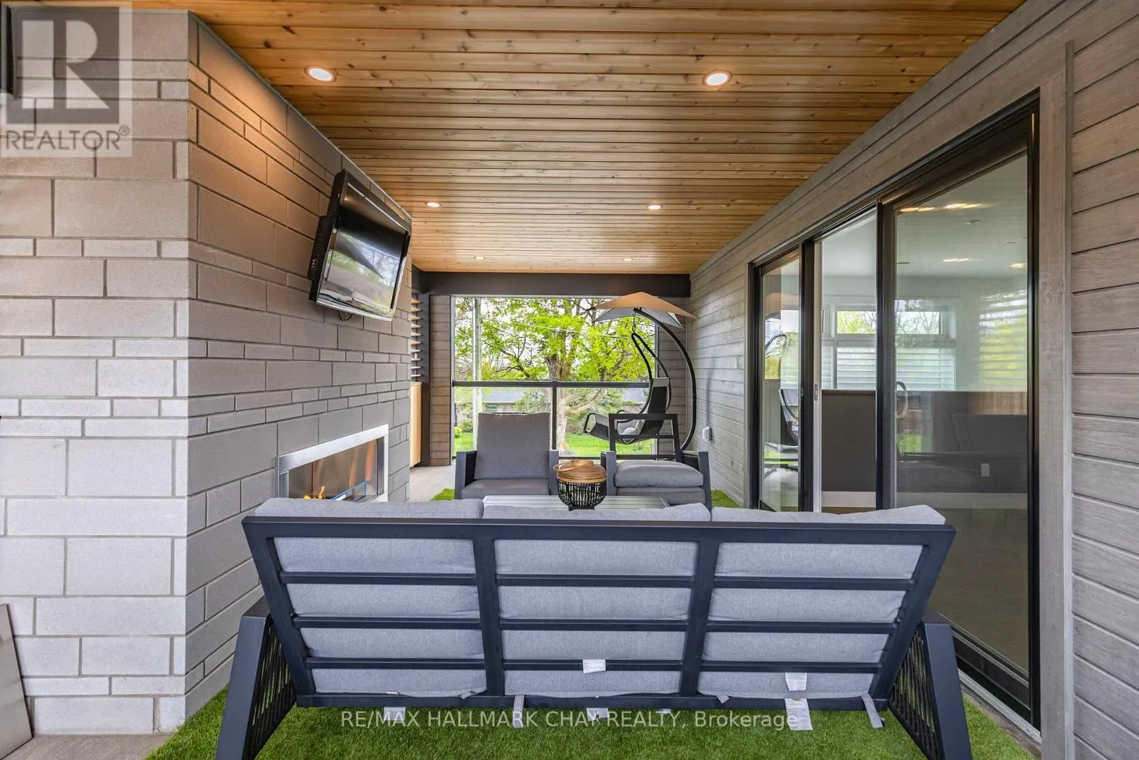 54 HIGHLAND AVENUE