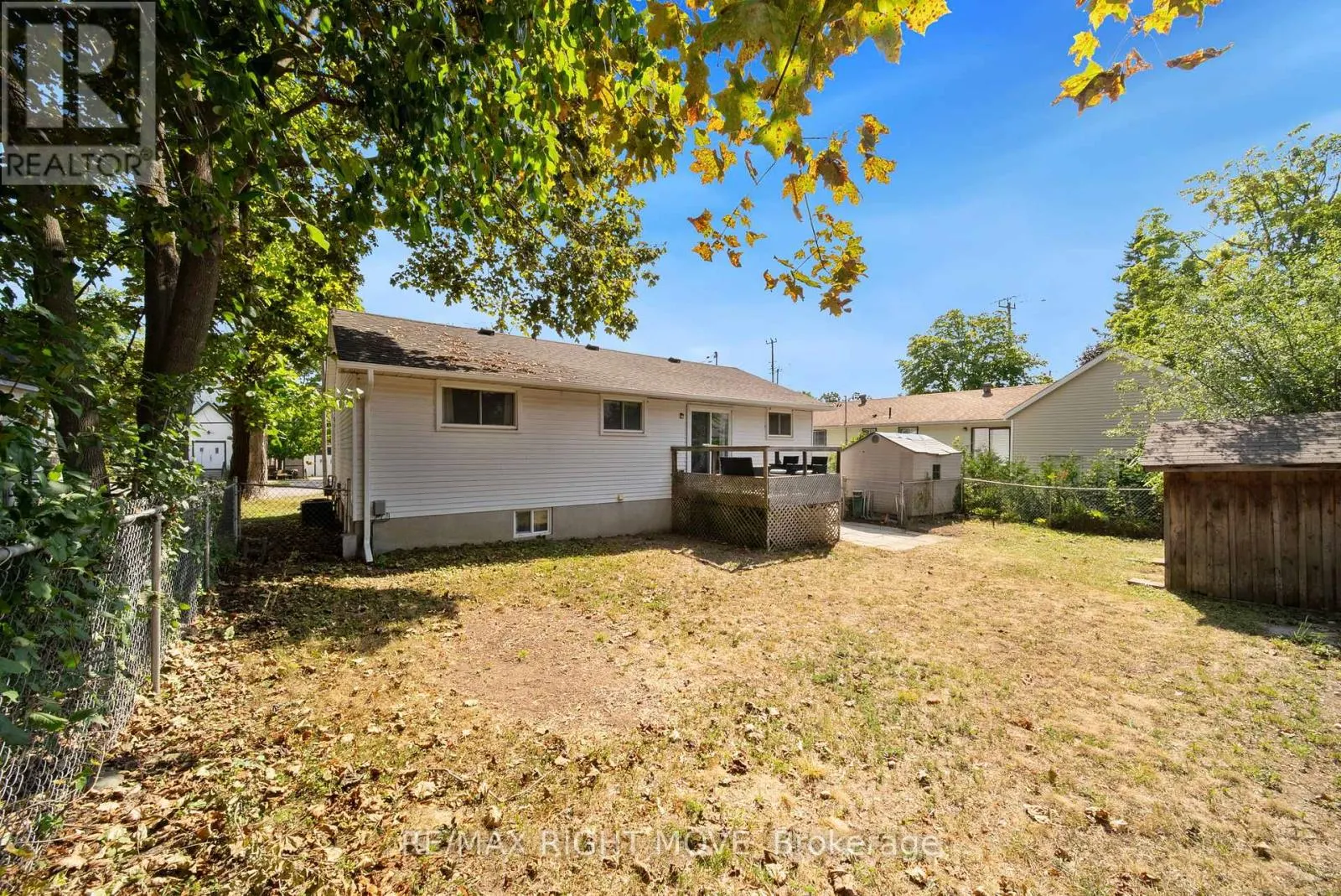 3 WESTMOUNT DRIVE N
