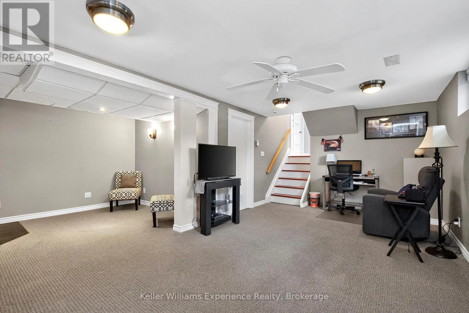 1128 EDGAR COURT