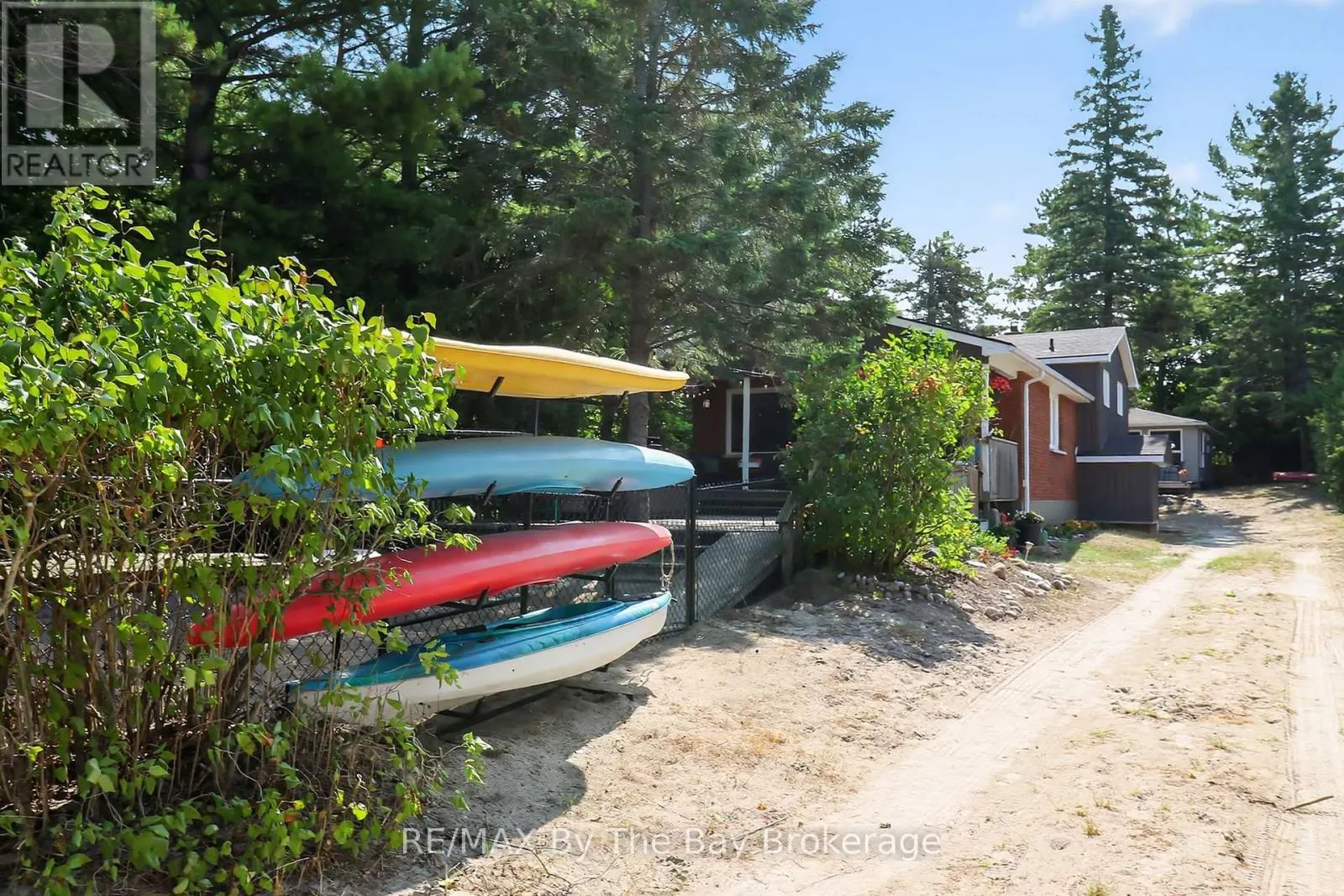 342 COASTLINE DRIVE