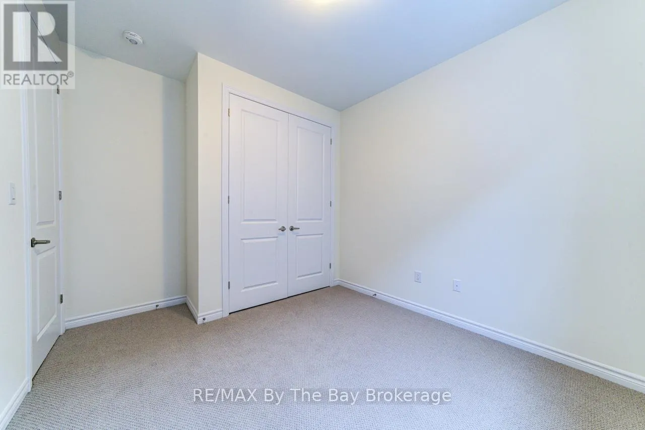 17 SUN VALLEY AVENUE