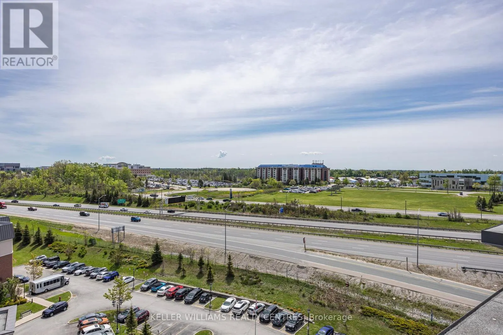 303 - 58 LAKESIDE TERRACE