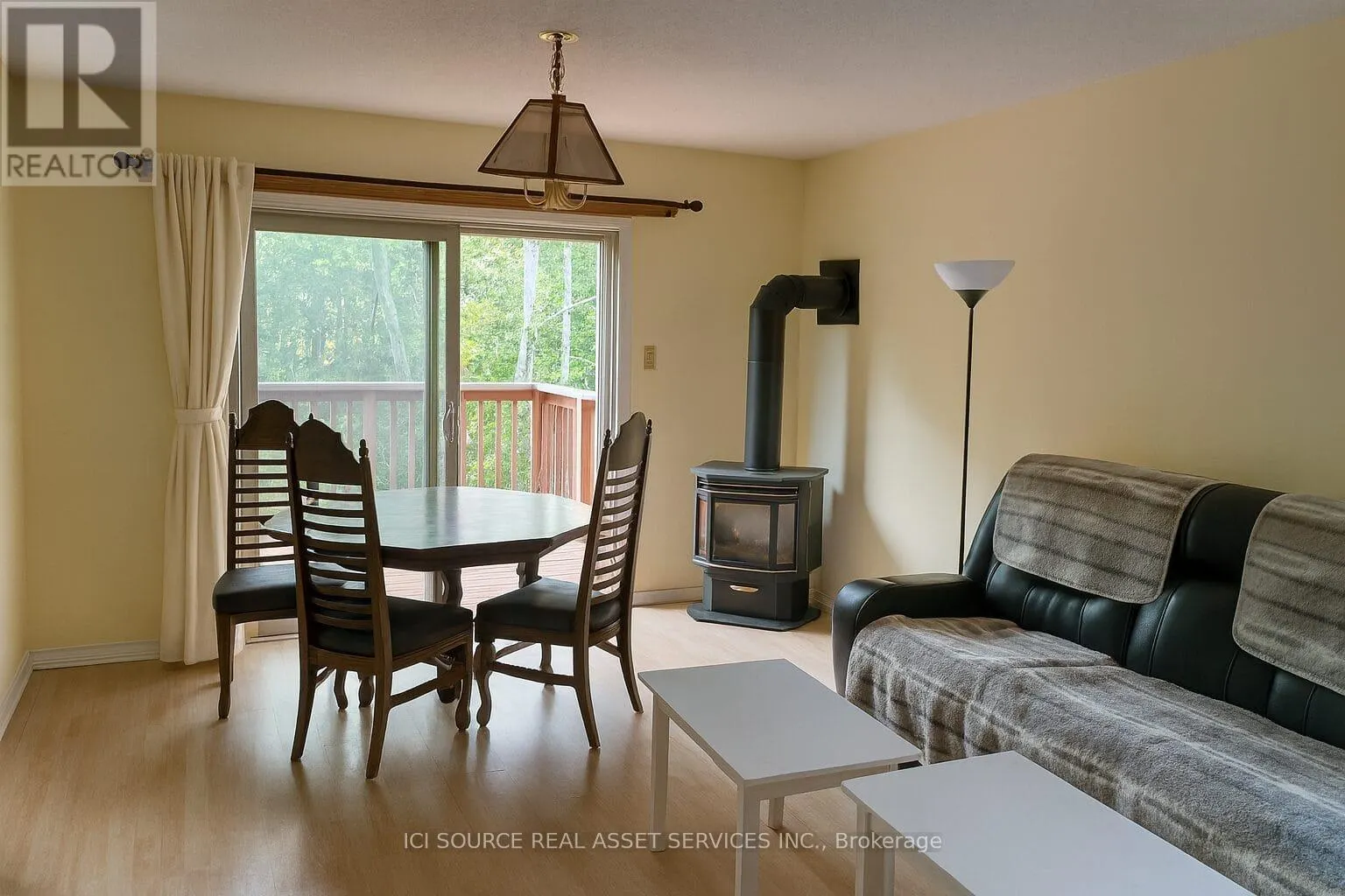 7 - 21 EVERGREEN COURT