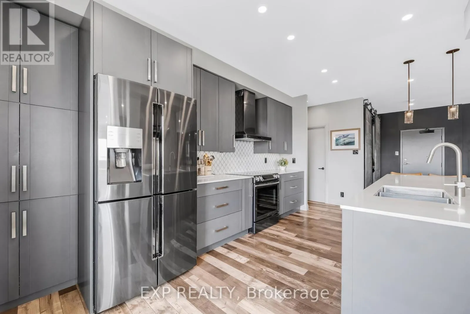 1702 - 65 ELLEN STREET