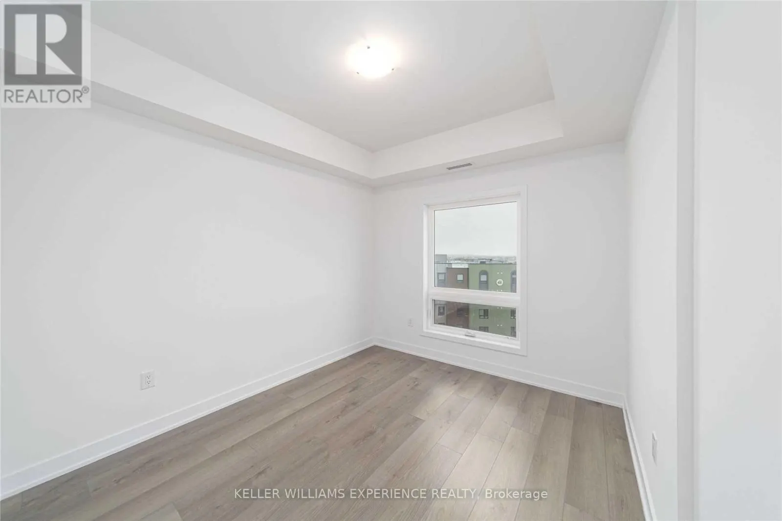 605 - 8 CULINARY LANE
