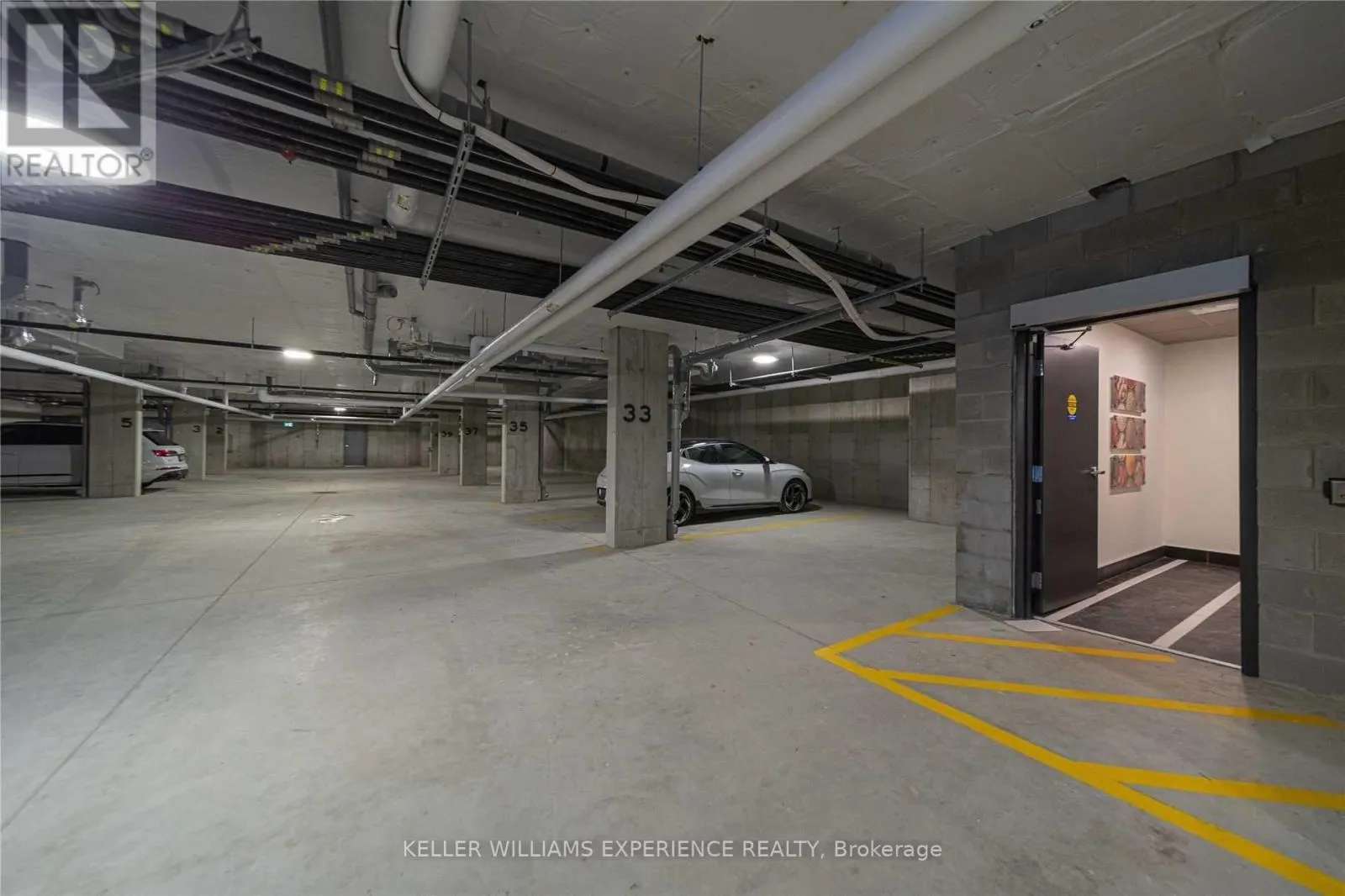605 - 8 CULINARY LANE