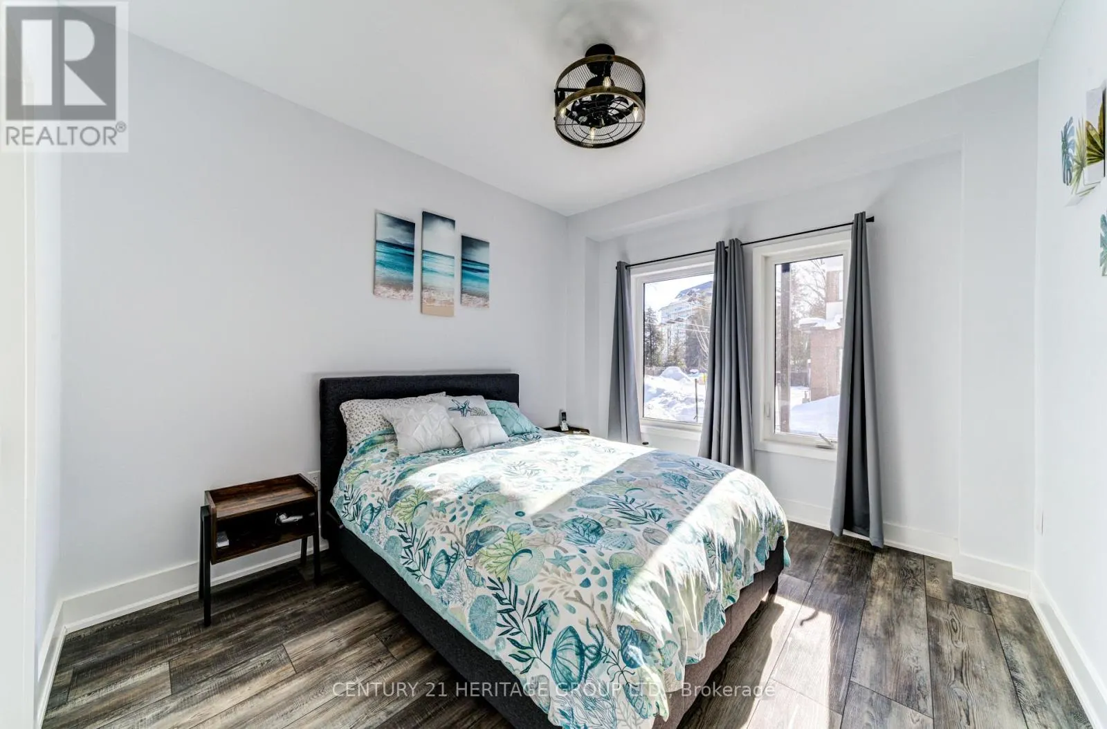 44 RUBY CRESCENT