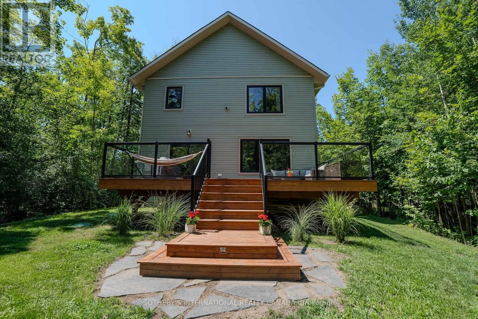 73 WOZNIAK ROAD