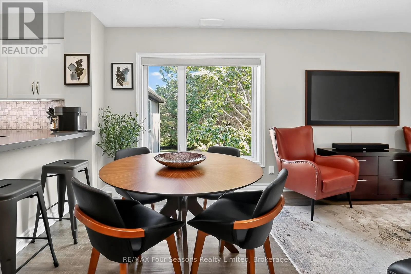 312 - 312 MARINERS WAY, #312