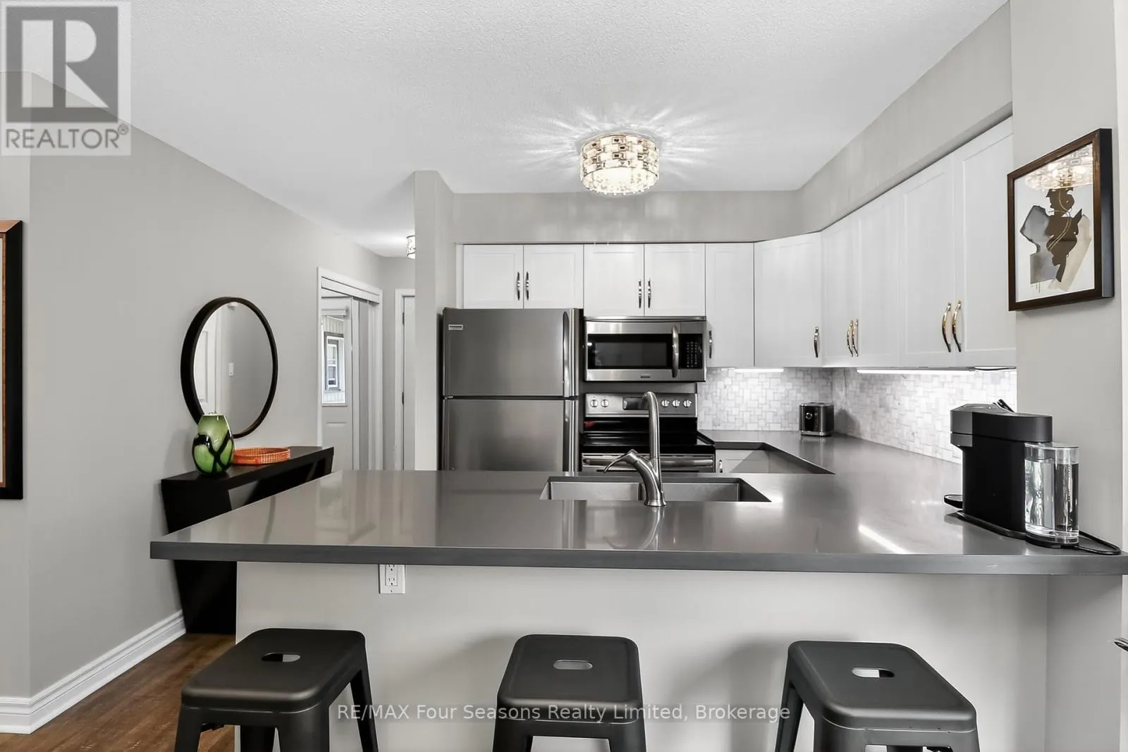 312 - 312 MARINERS WAY, #312