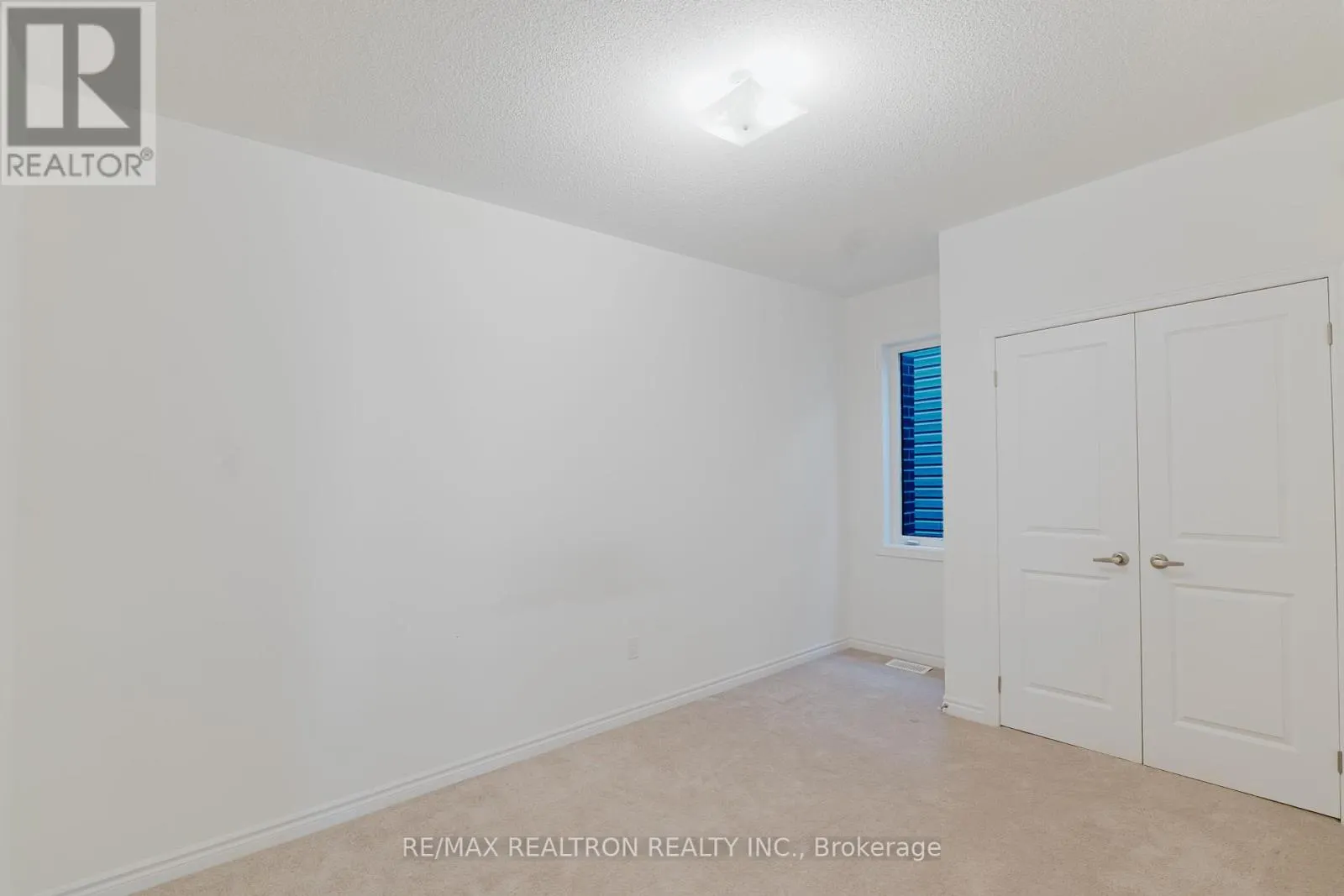 12 BANNISTER ROAD