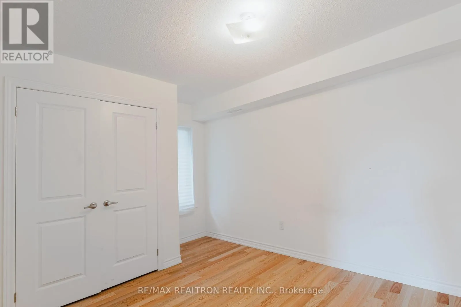 12 BANNISTER ROAD