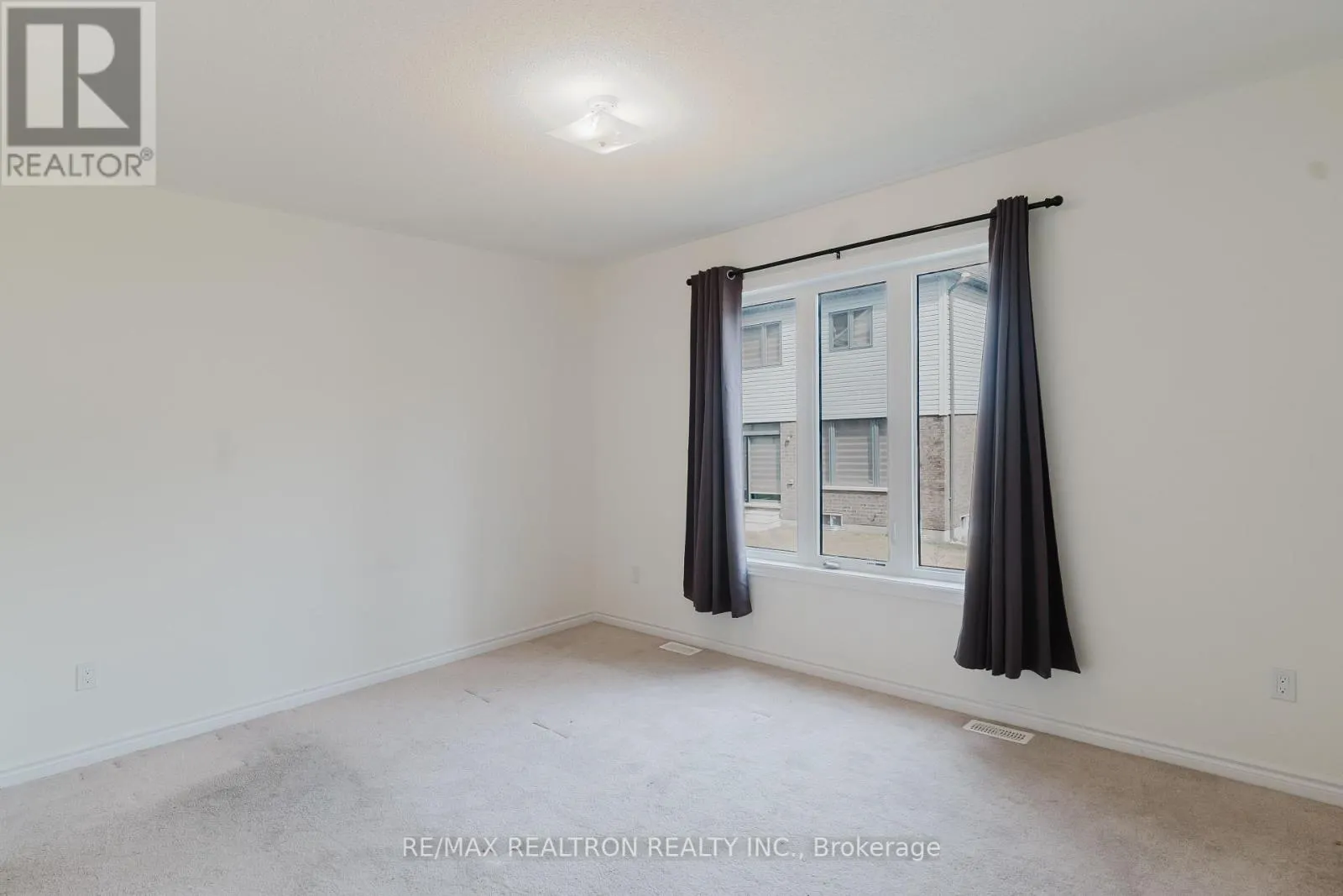 12 BANNISTER ROAD