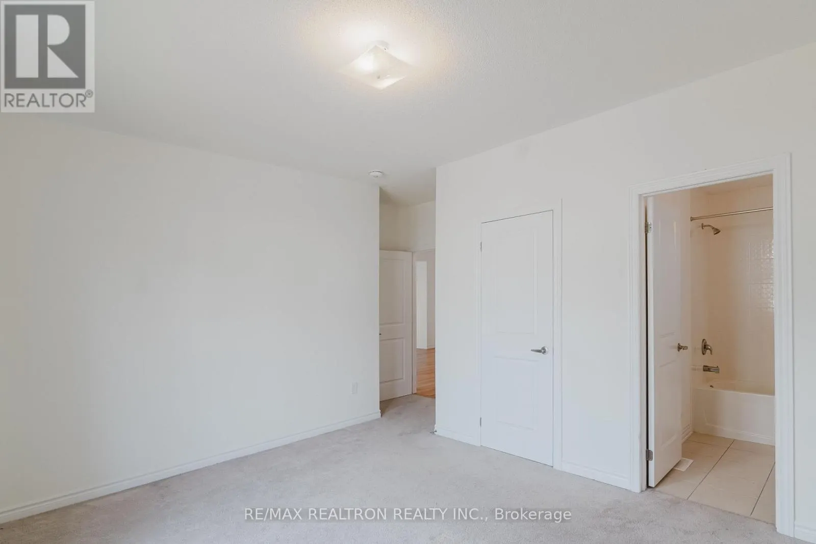 12 BANNISTER ROAD