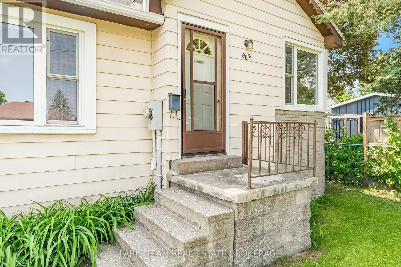 335 JOHN STREET