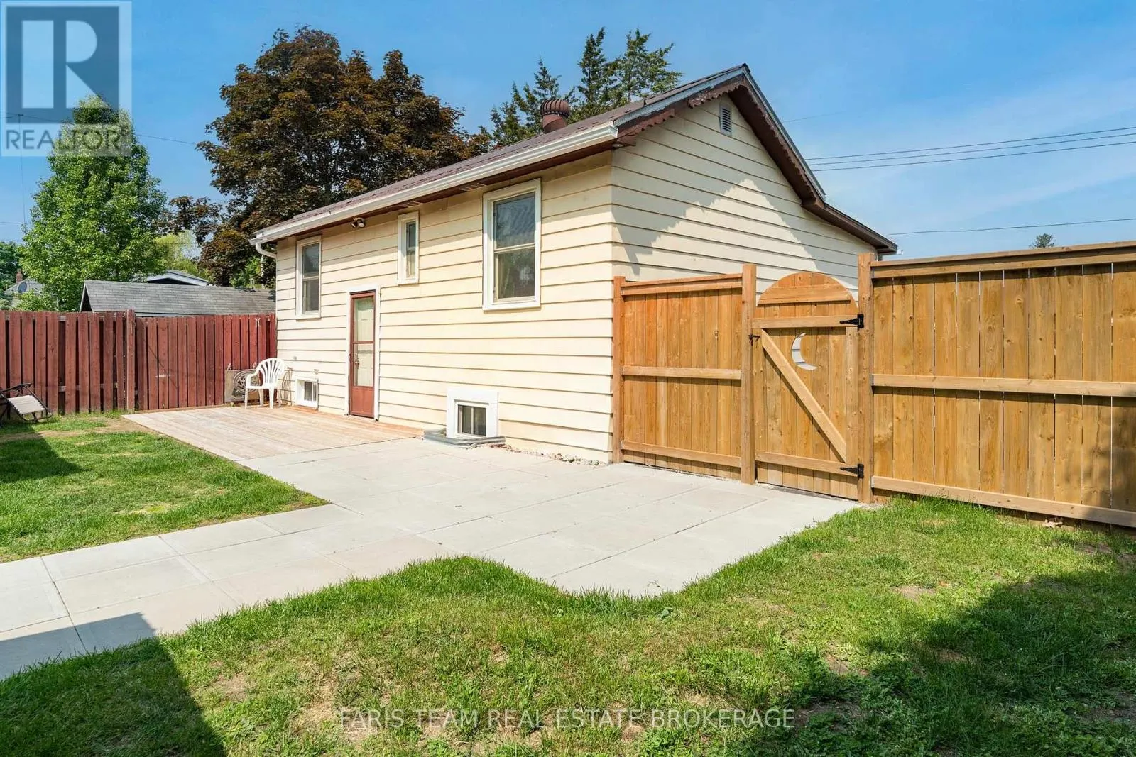 335 JOHN STREET