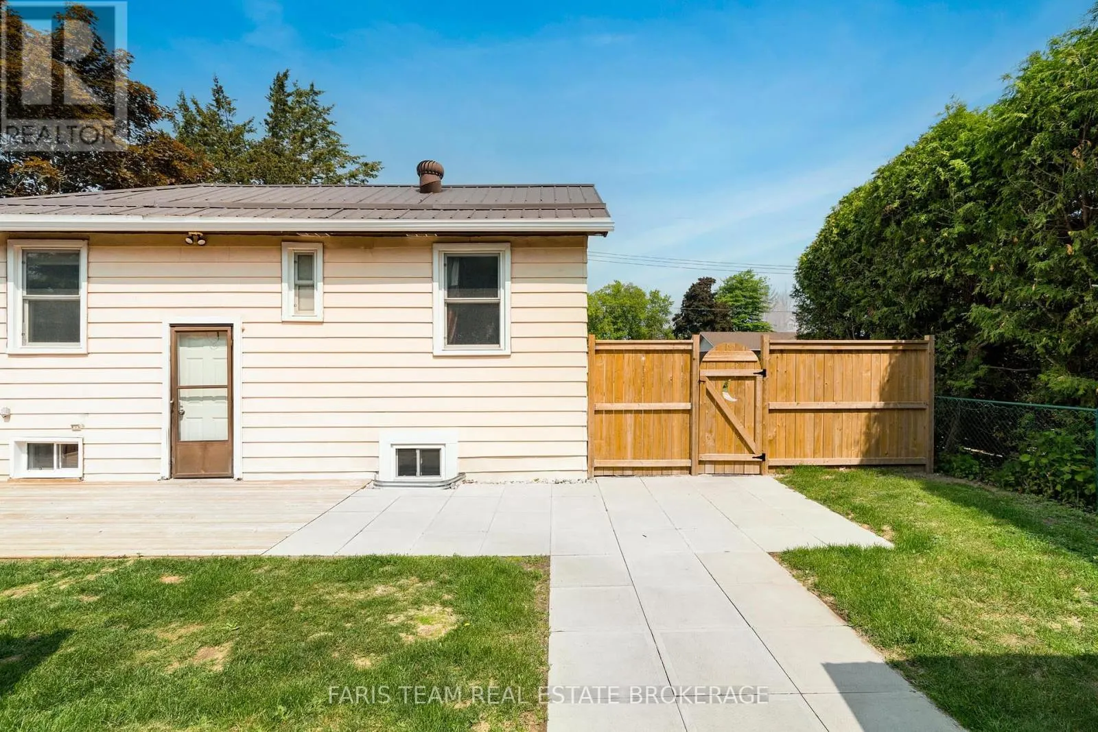 335 JOHN STREET