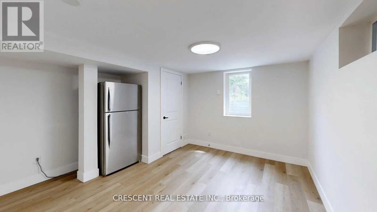 261 BARRIE ROAD