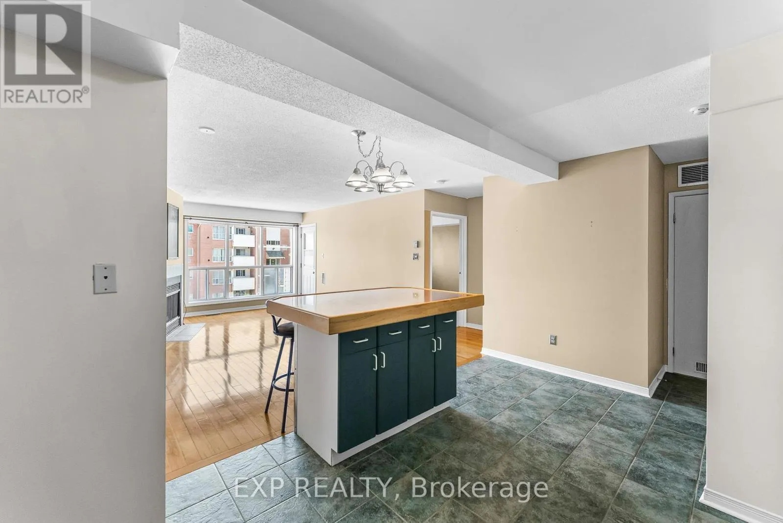 202 - 120 BELL FARM ROAD