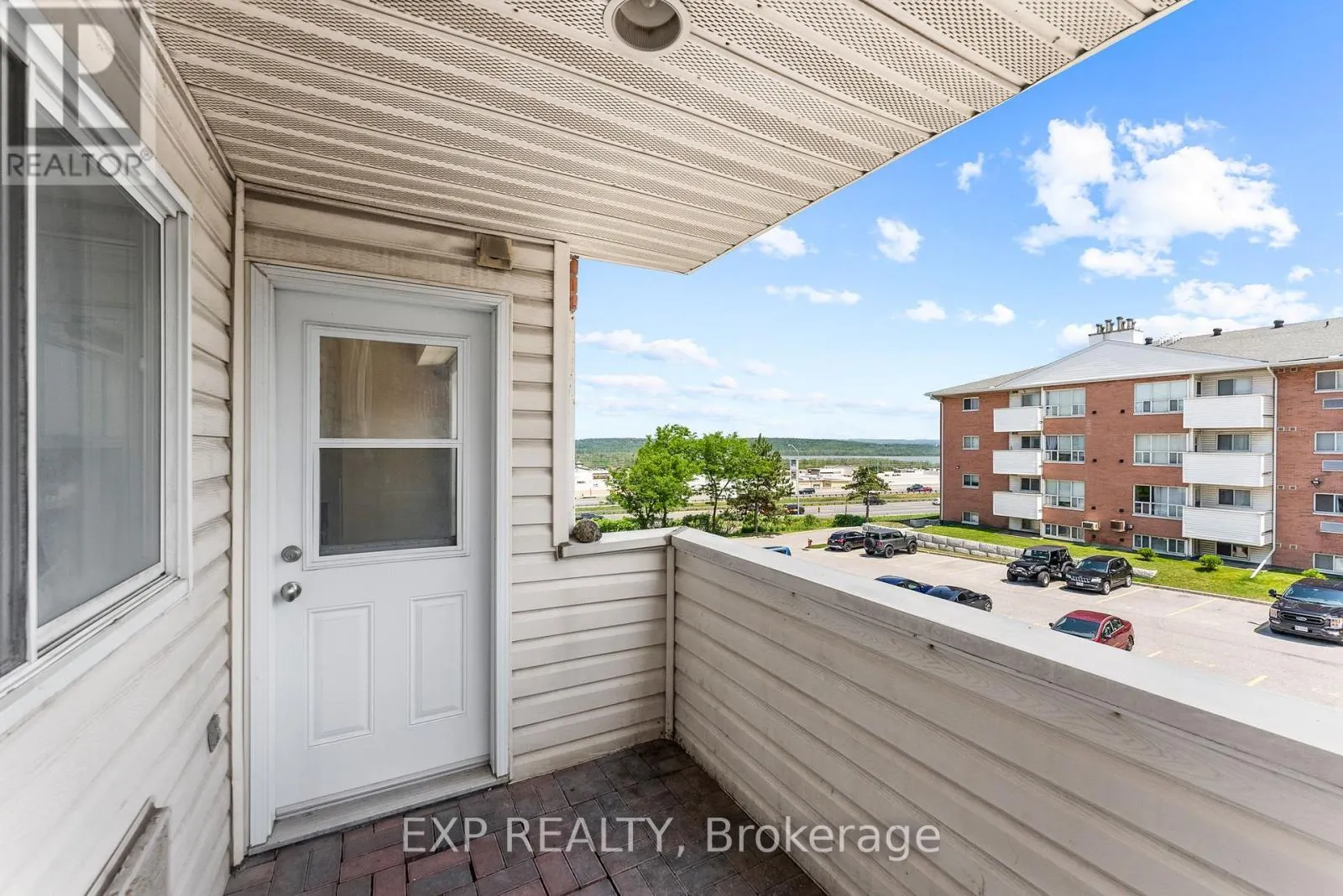 202 - 120 BELL FARM ROAD