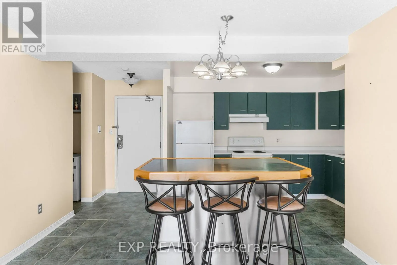 202 - 120 BELL FARM ROAD
