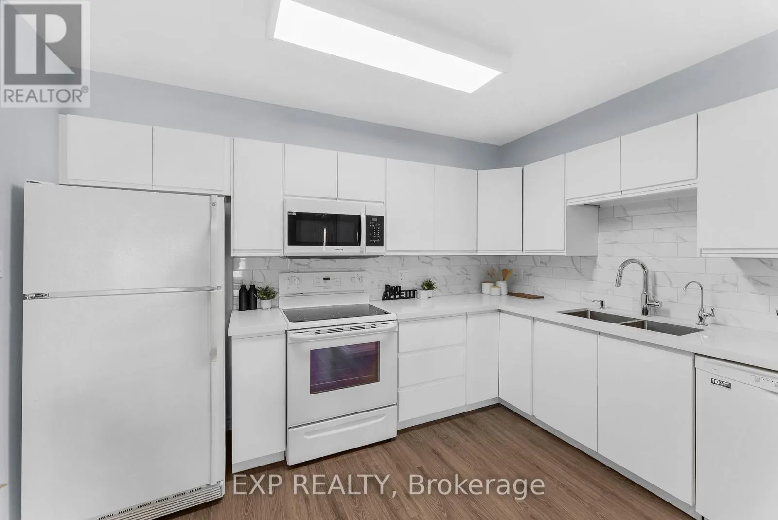 201 - 120 BELL FARM ROAD