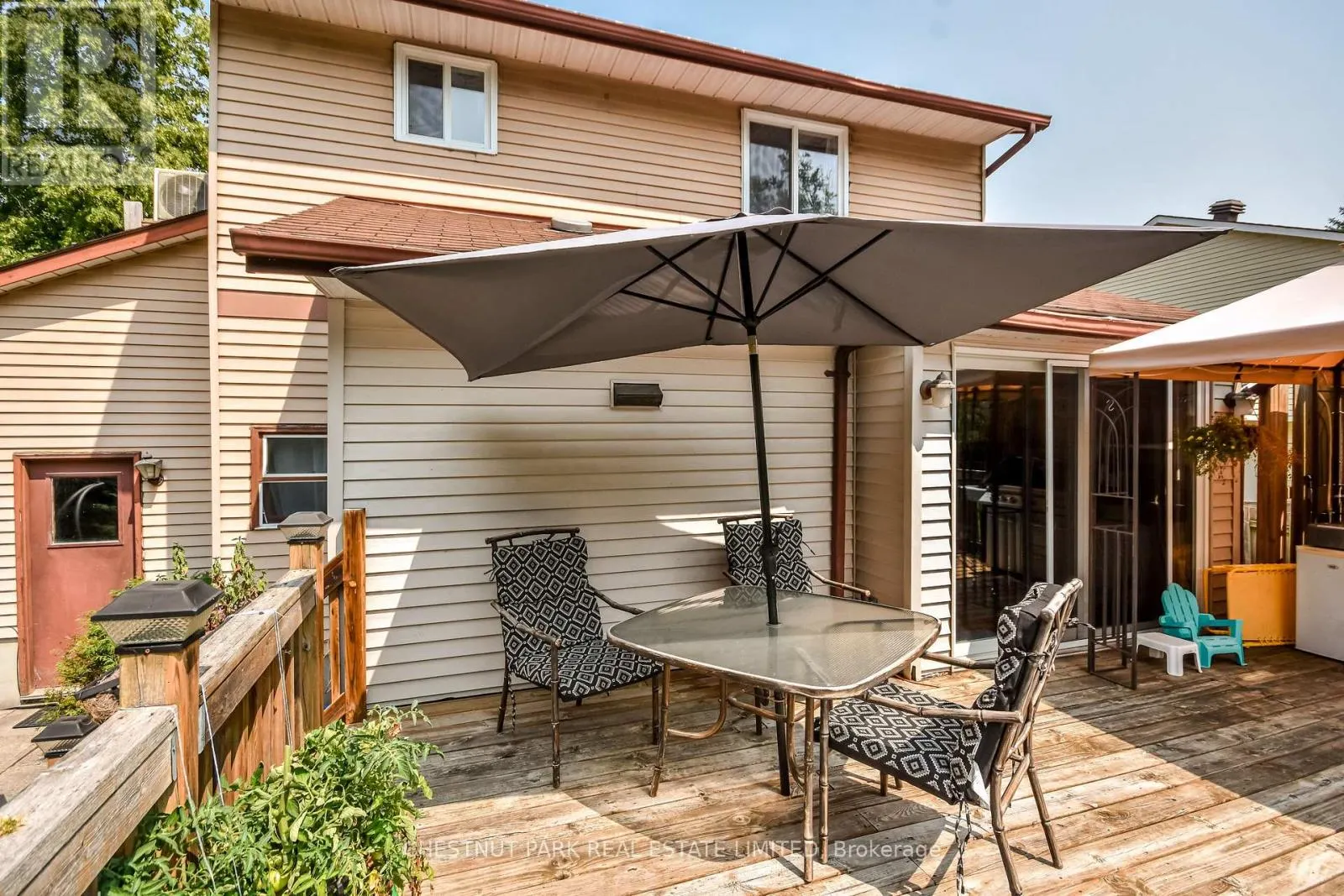 381 SUNDIAL DRIVE