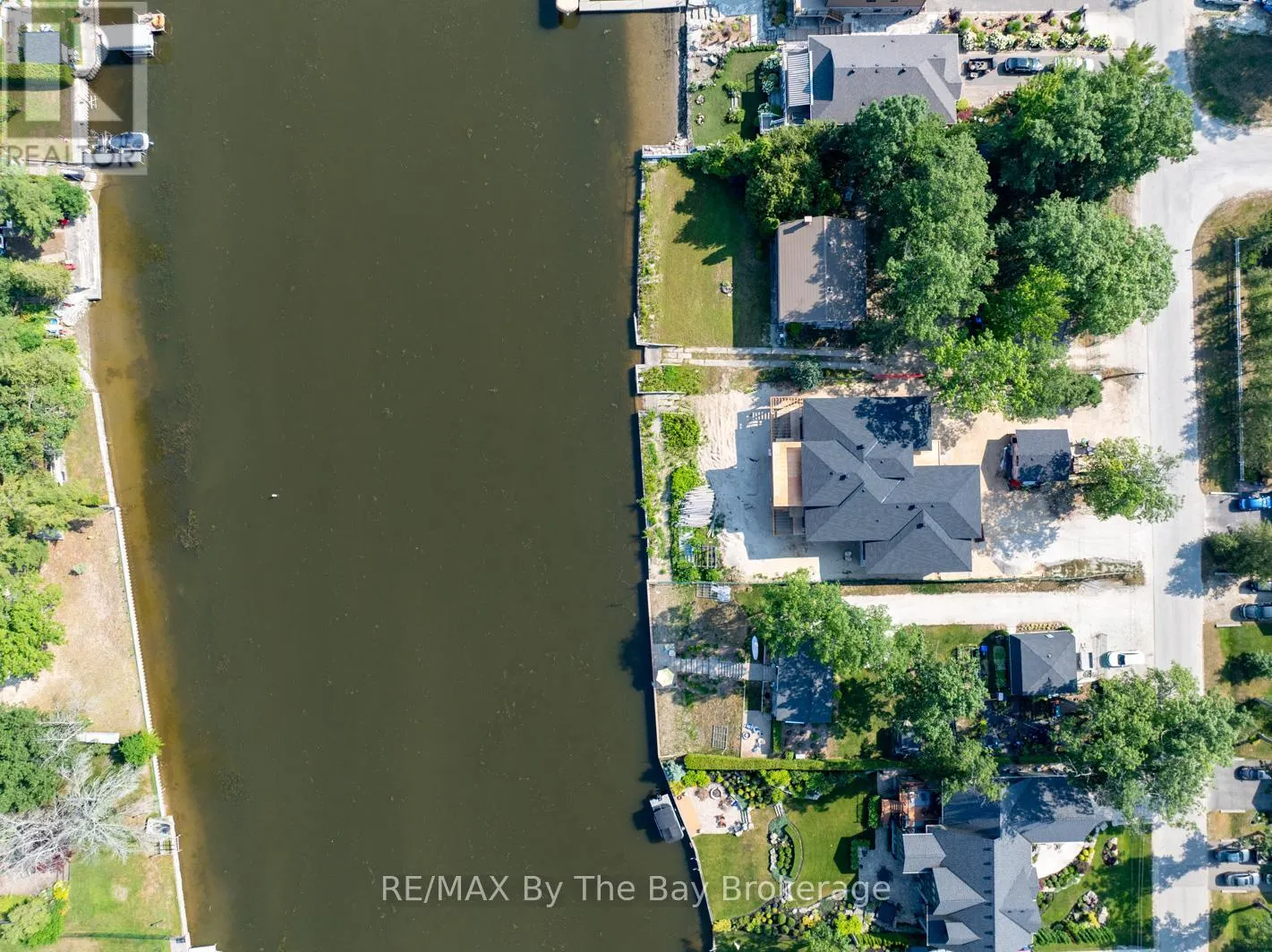 34 EDGEWATER ROAD