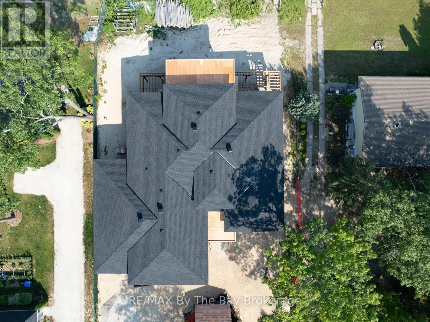 34 EDGEWATER ROAD