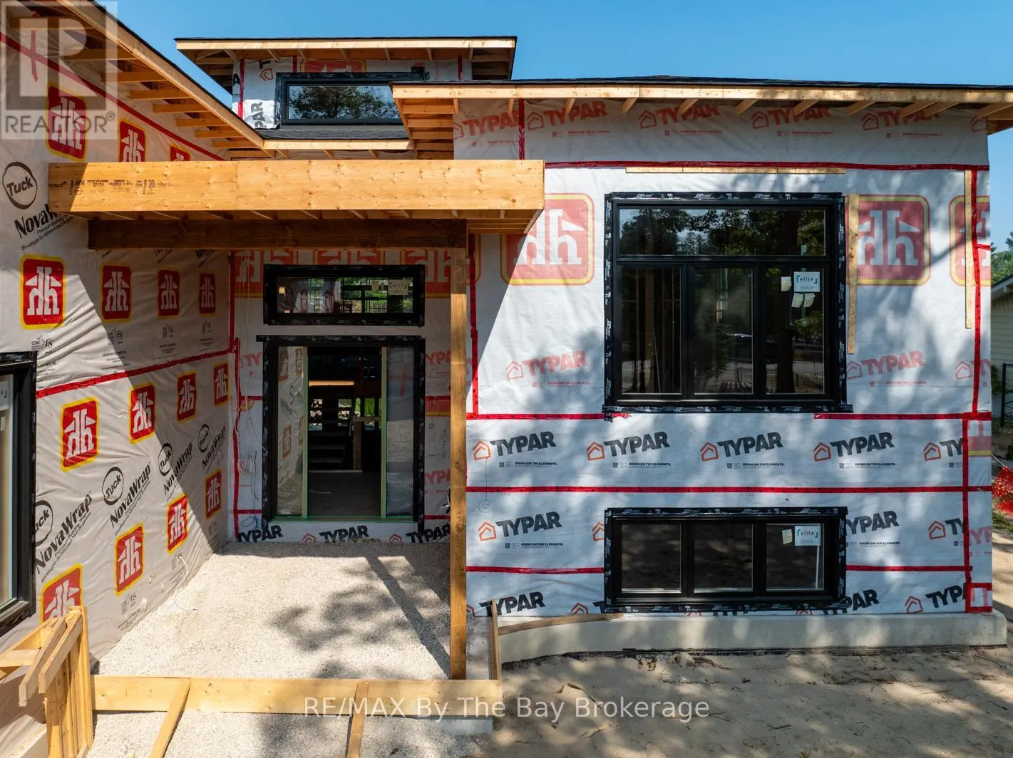 34 EDGEWATER ROAD
