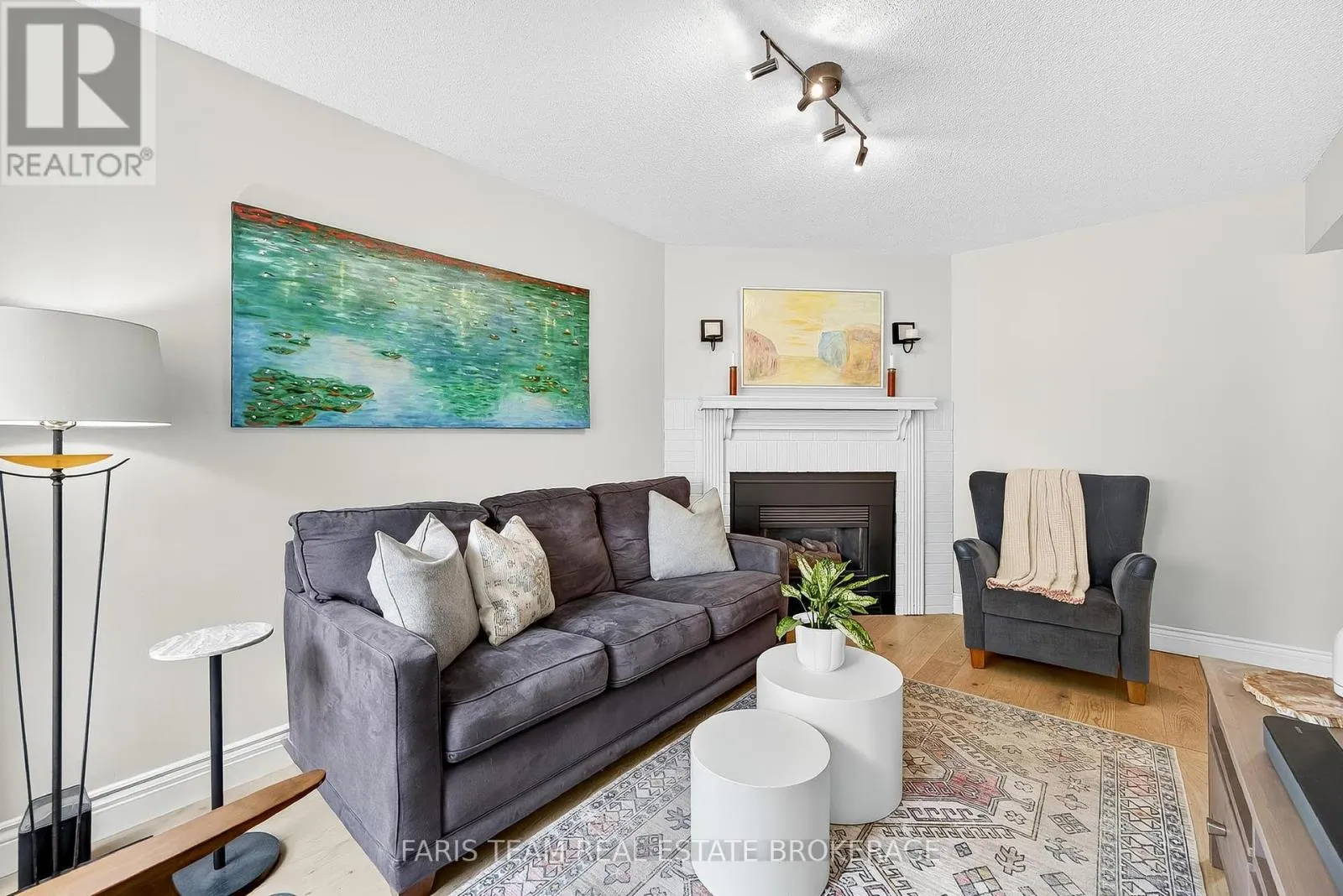 30 WARD DRIVE