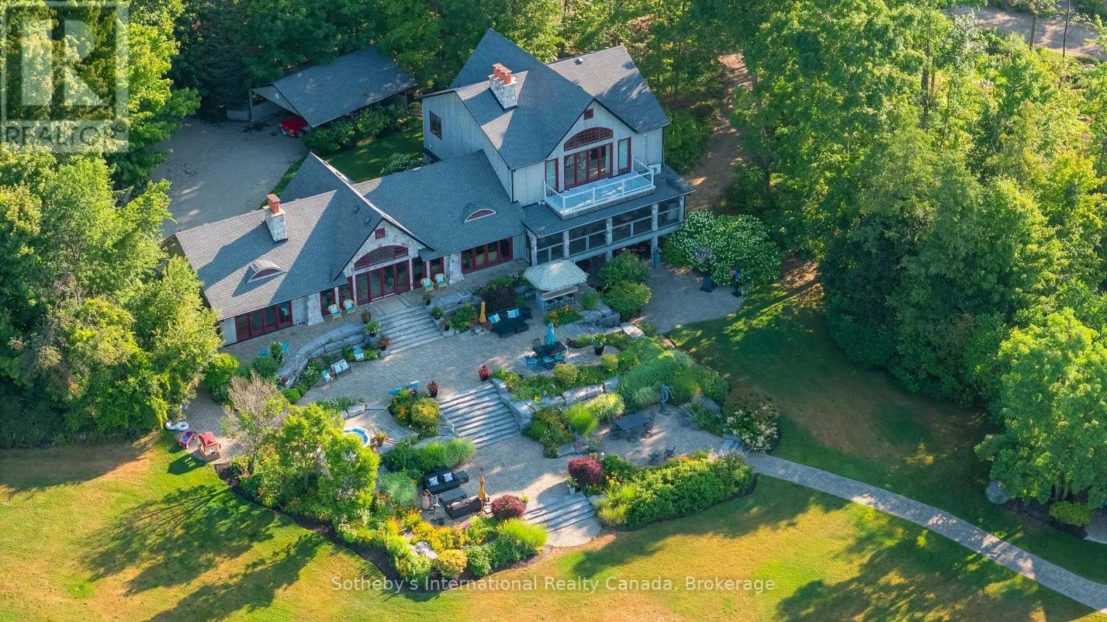 2533 RIDGE ROAD W