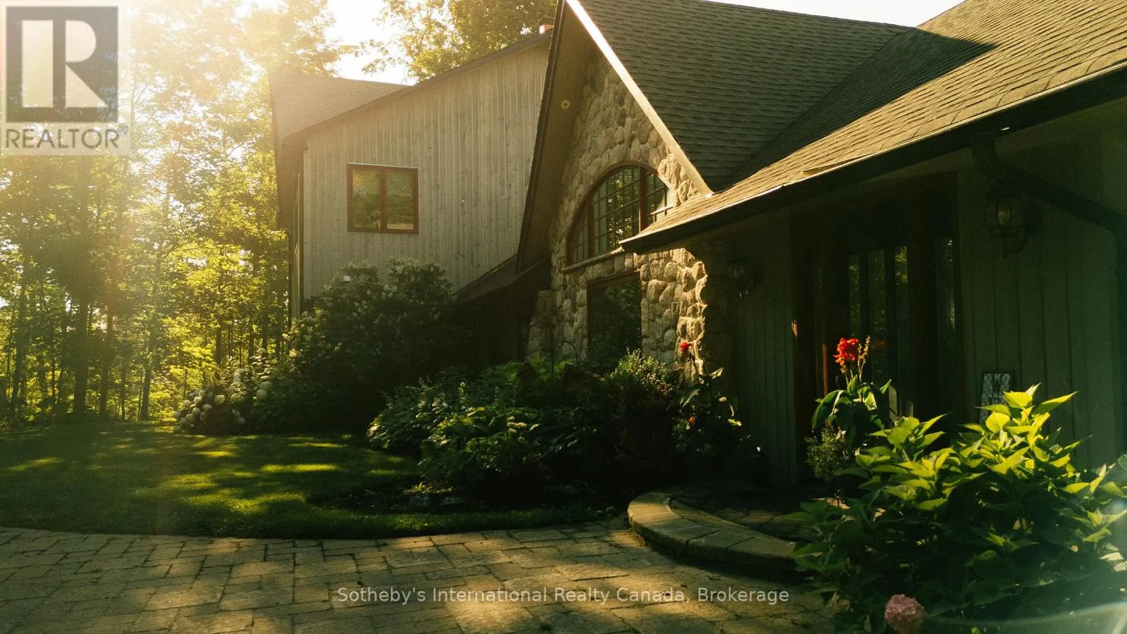 2533 RIDGE ROAD W