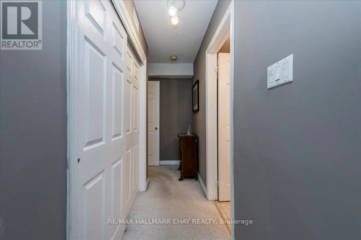 7 - 10 MULLIGAN LANE