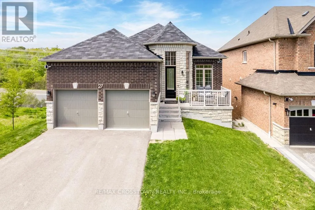 27 MUIRFIELD DRIVE
